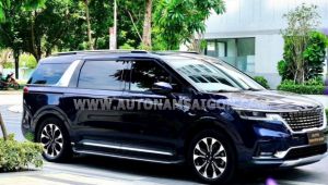 Xe Kia Carnival Signature 2.2D 2022