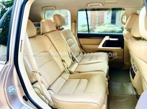 Xe Toyota Land Cruiser VX 4.6 V8 2016