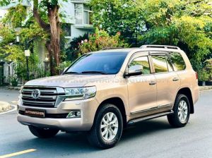 Xe Toyota Land Cruiser VX 4.6 V8 2016