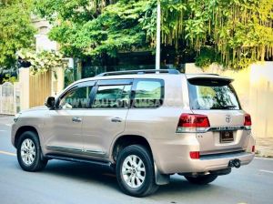Xe Toyota Land Cruiser VX 4.6 V8 2016