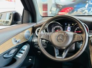 Xe Mercedes Benz GLC 250 4Matic 2018