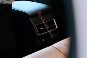 Xe Lexus NX 300 2018