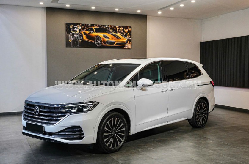 Volkswagen Viloran Luxury