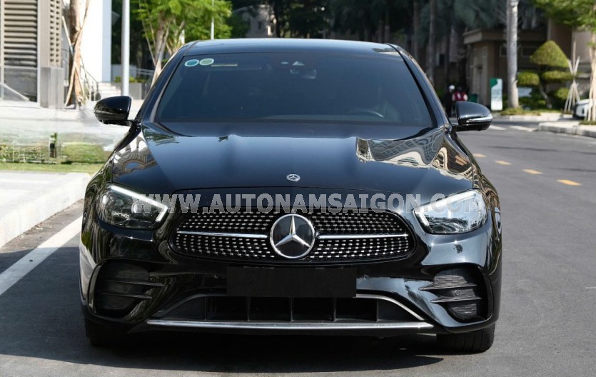 Mercedes Benz E300 AMG