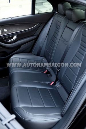 Xe Mercedes Benz E class E300 AMG 2021