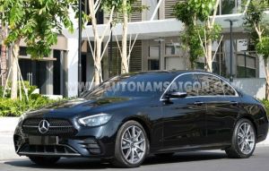Xe Mercedes Benz E class E300 AMG 2021
