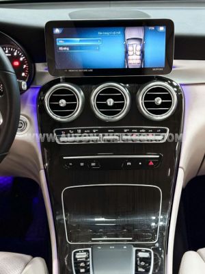 Xe Mercedes Benz GLC 200 2022