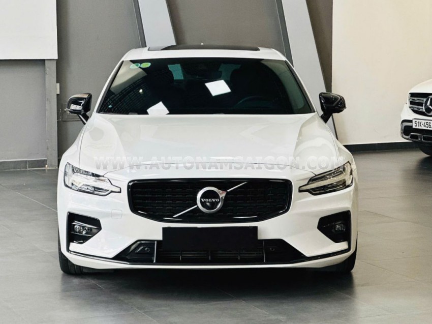 Volvo S60 T5 R-Design AWD 2020