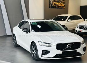 Xe Volvo S60 T5 R-Design AWD 2020