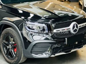 Xe Mercedes Benz GLB 200 AMG 2022