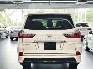 Xe Lexus LX 570 Super Sport 2016