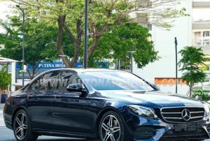 Xe Mercedes Benz E class E300 AMG 2019