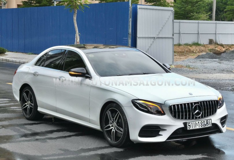 Mercedes Benz E300 AMG 2016
