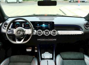 Xe Mercedes Benz GLB 200 AMG 2021
