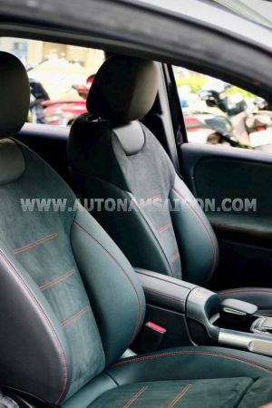 Xe Mercedes Benz GLB 200 AMG 2021