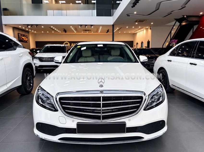 Mercedes Benz C class C200 Exclusive 2020
