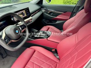Xe BMW 5 Series 520i Premium 2025