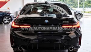 Xe BMW 3 Series 320i Sport Line 2024